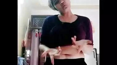 hot bubbly homely beauty anuradha navel belly button dance