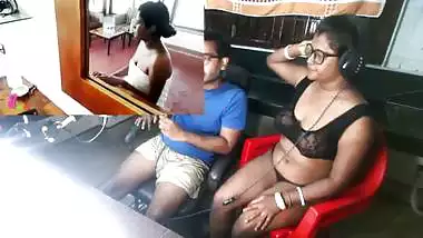 Desi Bhabi Porn Reaction in Bengali - Hotel Sex Porn Review