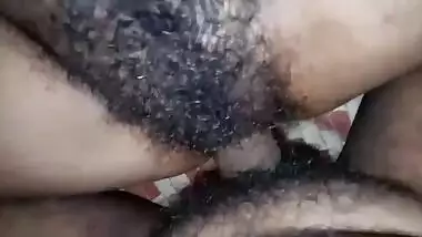 Bushy Indian pussy fucking MMS porn video