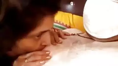 Desi Aunty fucked by her husband brother