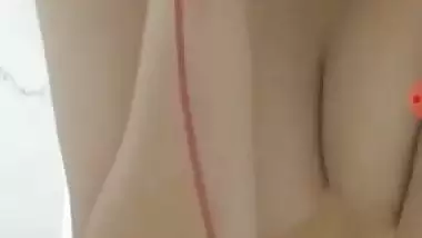 Northeast girl topless viral video recording MMS