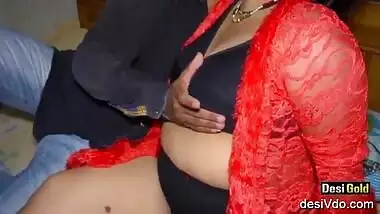 Indian Big Boobs Aunty Sex In Private Resort