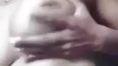 Eccentric Desi village girl rubs her XXX clit in sexy MMS video