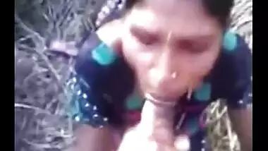 Haryanna village Girl Roshani fucking in khet by Mohan