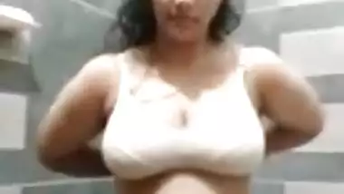 Beautiful Big Booby Girl Leaked 2 Video’s Collection Part 2