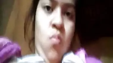 desi bhabhi milky boobs exposing hot selfie for bf