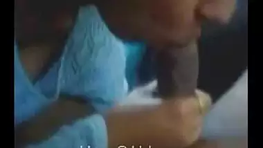 INDIAN couple bj in car