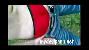 Desi college girl outdoor fun with friends mms
