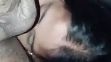 Cheap whore from Kamathipura gets fuck by her client