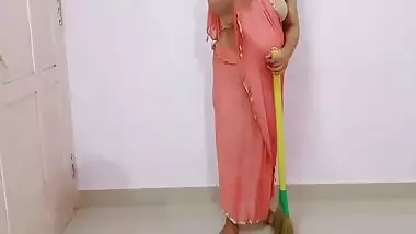 Fuck House Maid In Morning - Nokrani Ko Choda Ghodi Banakar