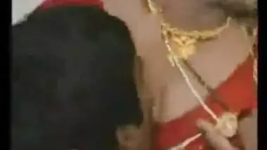 Telugu aunty ki apne purane premi se hot sex masti