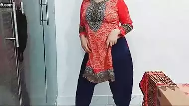 Pakistani Bhabi Teasing Her Boyfriend On Video Call 5 min