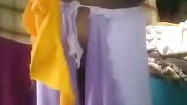 Telugu Bhabhi Changing Saree