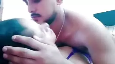 Young fucking Indian lovers selfie clip MMS