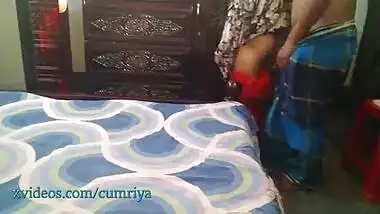 Punjabi cheating wife apni saheli ke pati se masti se chudi