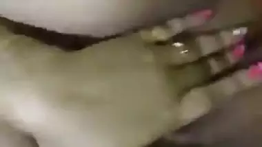 Malayali aunty spreading pussy in viral MMS sex