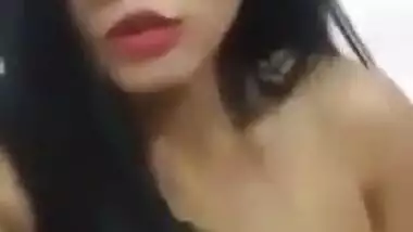 Teen Indian feels good flaunting XXX tits and pussy in sex performance