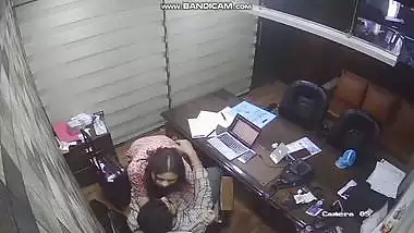 Office girl kissing and blowjob to boss son sex MMS