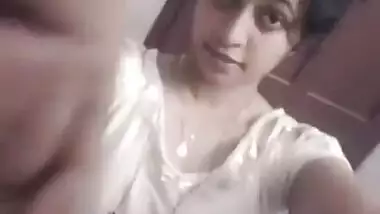 Desi bhabi selfie video making