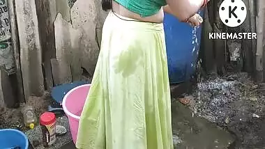 Anita Yadav Bathing Hot And Sexy Figures Beautiful Boobs