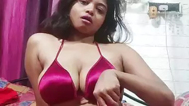 Horny desi girl nude with dildo vibrator on pussy
