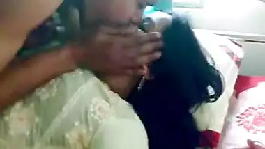 Indian bhabhi romancing her servant for the first time