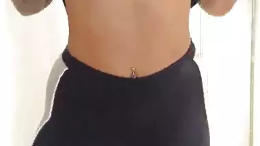 Desi NRI girl showing her boobs and ass to the online camera