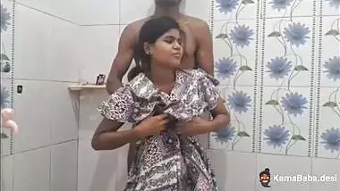 Stepbrother fucks his stepsister in a xxx desi MMS