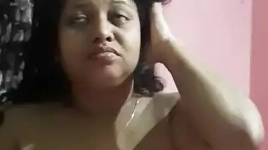 Sexy bhabhi is back again with 5 new videos part 4