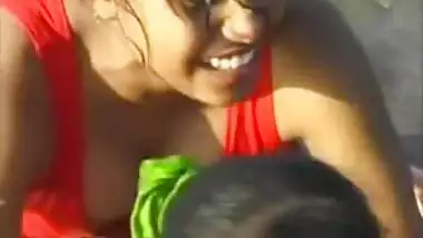 2 Indian girls with white guy in beach have fun blowjob.. 
