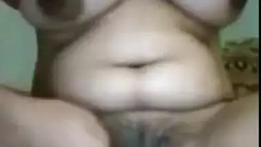 Big boobs bhabi masturbating
