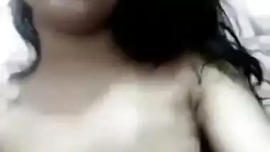 Beautiful Paki Girl Nude Show In Bathroom Leaked Video