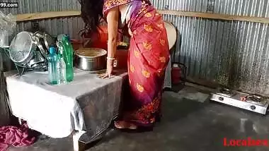 Red Saree Cute Bengali Boudi sex