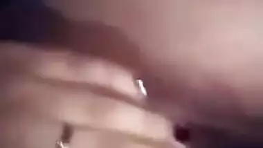 Today Exclusive- Cute Girl Showing Her Boobs And Pussy