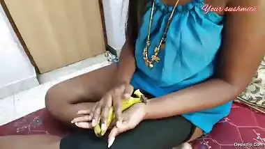 Preggy chennai aunty expose her milky dark aerolas and pussy shaving session