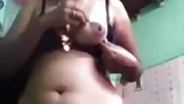 Bengali aunty boob show on a live video call
