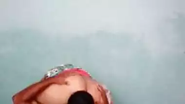 Desi Big ass Bhabhi cunt fucked from back in standing position
