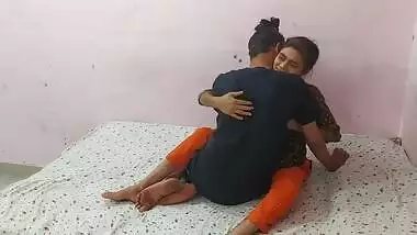 Mast Desi girl fucking porn video