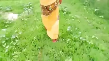 Radhika Bhabhi Ki Khet Me Chudai Indian Outdoor Sex In Hindi