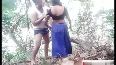 Indian desi wife fucked outdoor