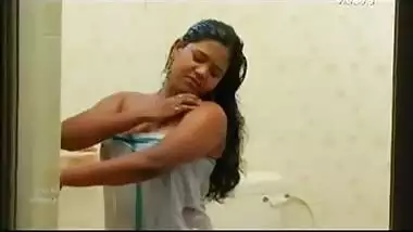 South Softcore B-grade movie Bhamallu Bathing scene wet boobs Squeeze
