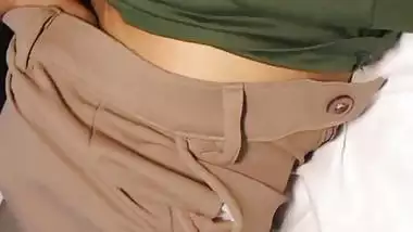 Kinky lover shoots his sexy GF’s Indian porn