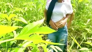 Sexy Desi Babe Got Huge Cumshot In The Woods - Risky Public Sex