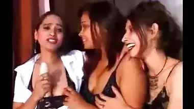 Lesbian oral sex of 3 young girls