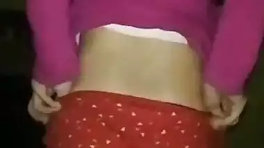 Cute Indian Girl Showing Ass