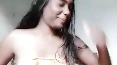 Shy Indian XXX girl showing her beautiful boobs on cam