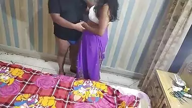 Desi big boob bhbai hotel room romance