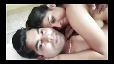 Hot desi bhabhi getting fucked harder by boyfriend