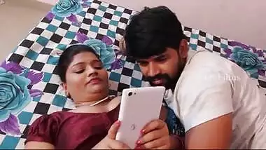 Indian bhabhi boob sucking video with devar exposed