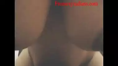 Desi sex videos of huge big ass bhabhi riding hard leaked mms